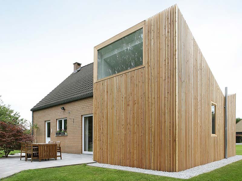 Extension en bois avec grande vitre
