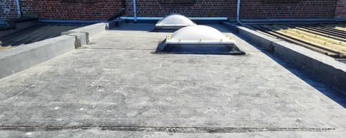 Vu d'une toiture en epdm entièrement rénovée sur armentières