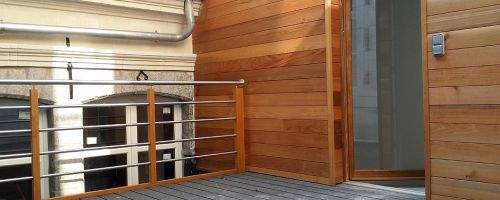 Pose d'une terrasse surélevée en bois