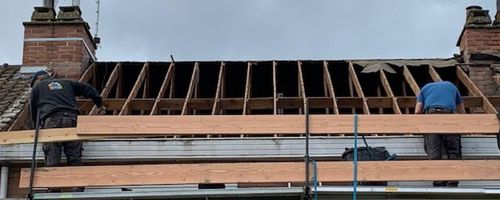 Toiture en cours de remplacement