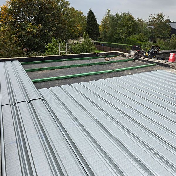 Rénovation complète d’une toiture plate à Comines-Warneton